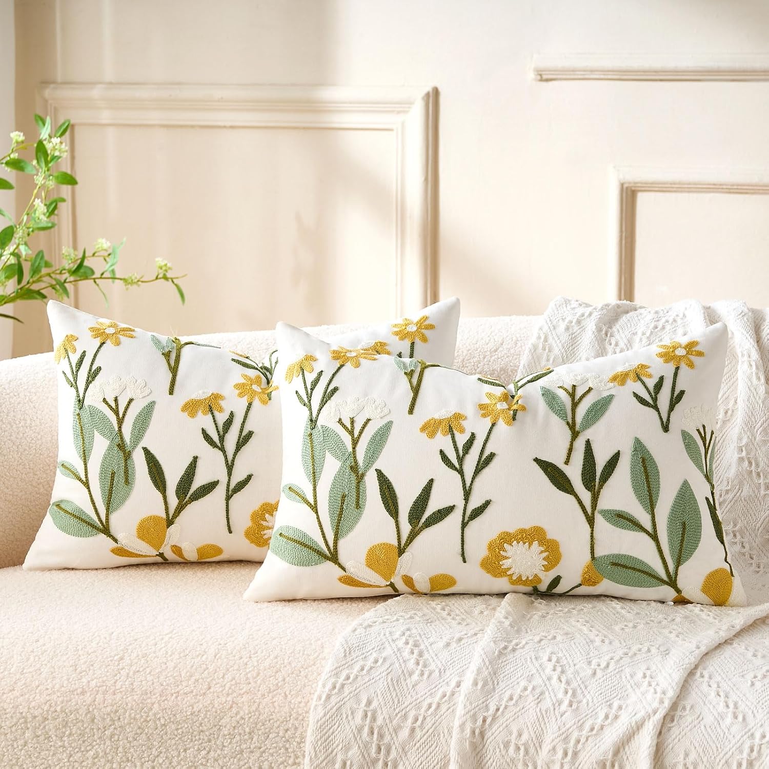 Tufted Boho Green Throw Pillow Cover — 16" — Green Flower