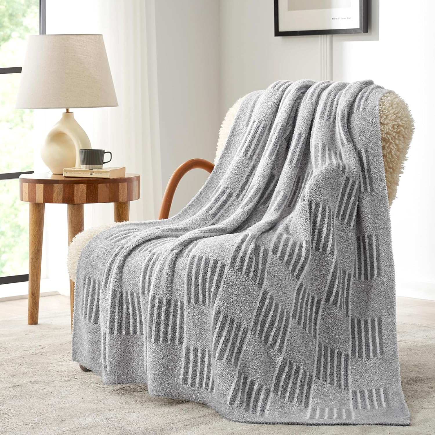Knit Beige Throw Pillow — 50" — Heather Light Grey