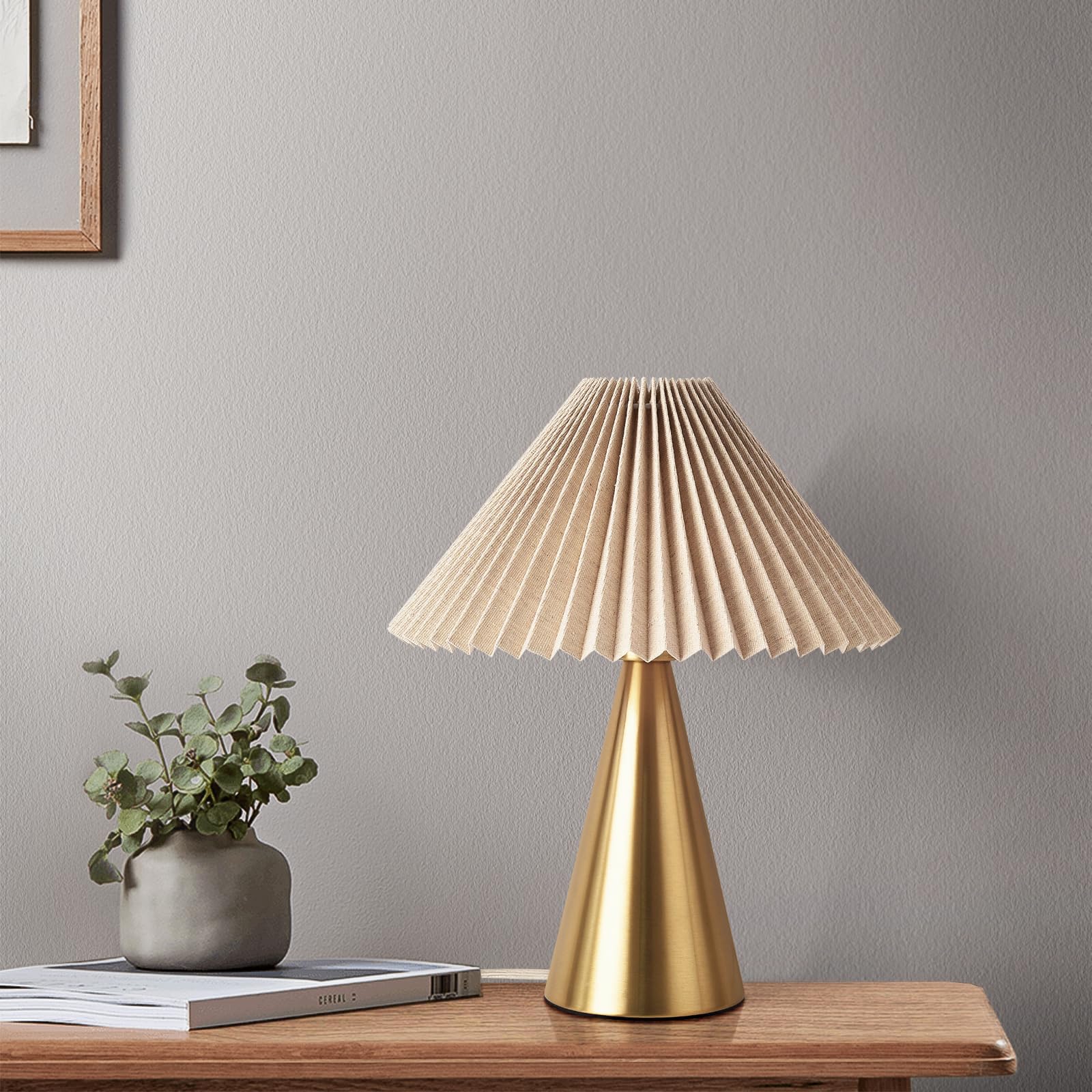 Luxe Black Table Lamp