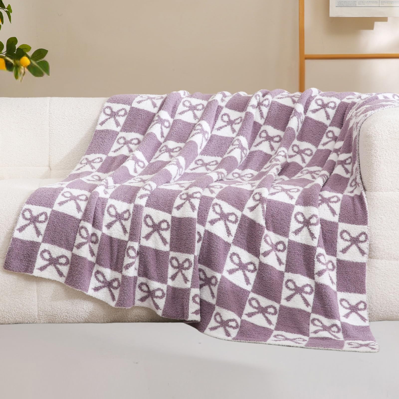 Knit Black Throw Pillow — 80"