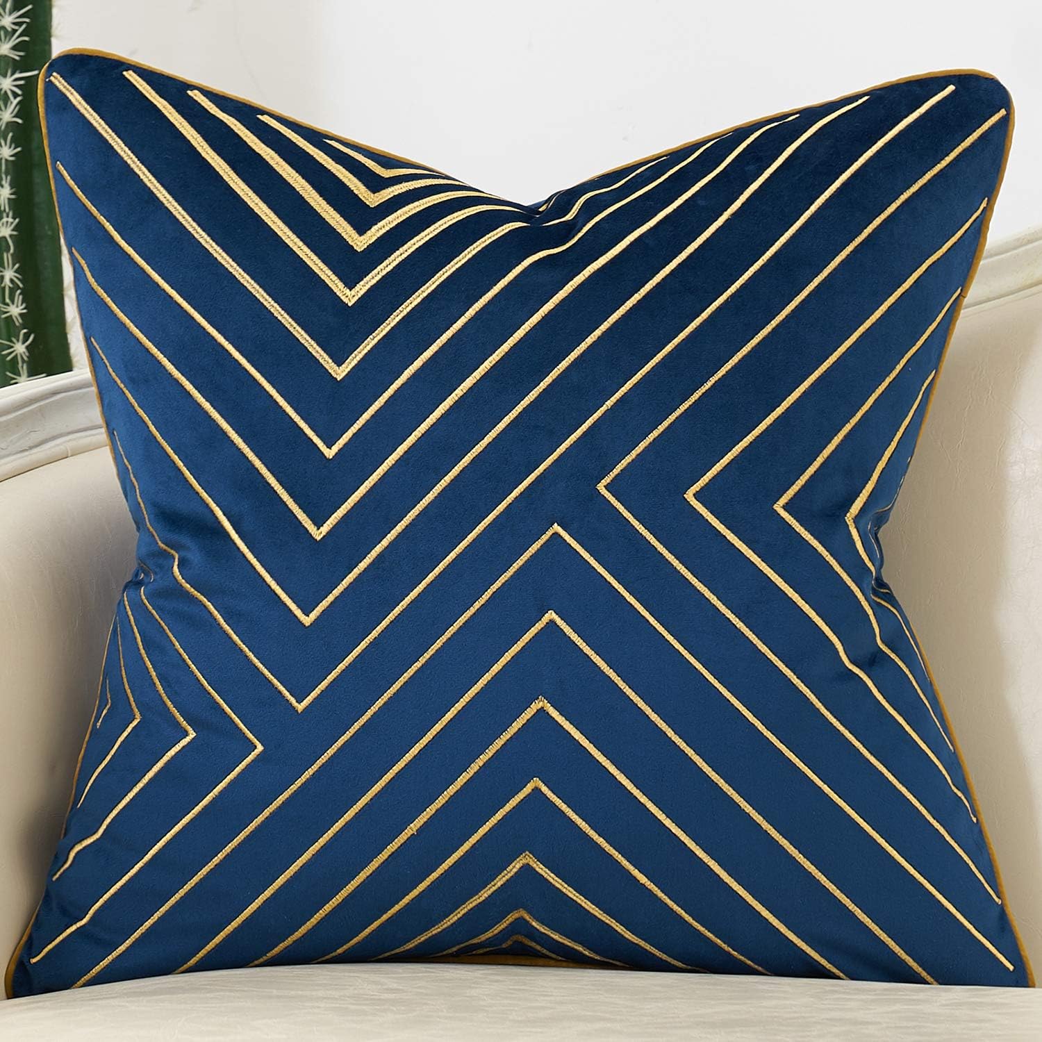 Velvet Luxe Black Throw Pillow Cover — 20" — Navy Blue