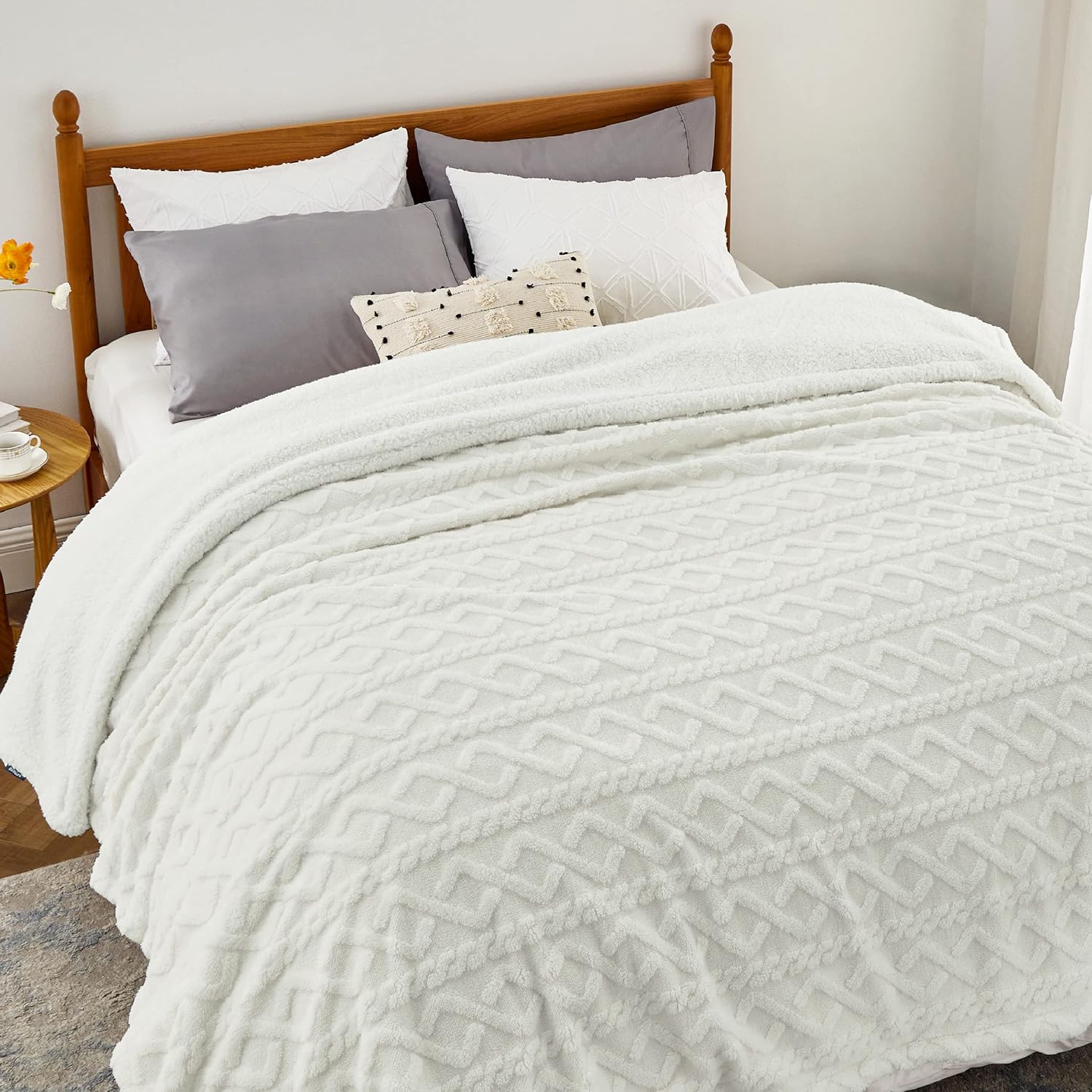 Tufted Beige Throw Pillow — 50" — 03 - Cream