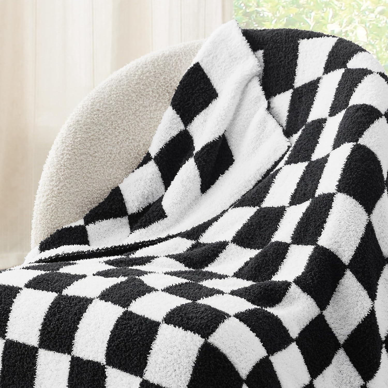 Knit Beige Throw Pillow — 50" — 08 - Checkered Black