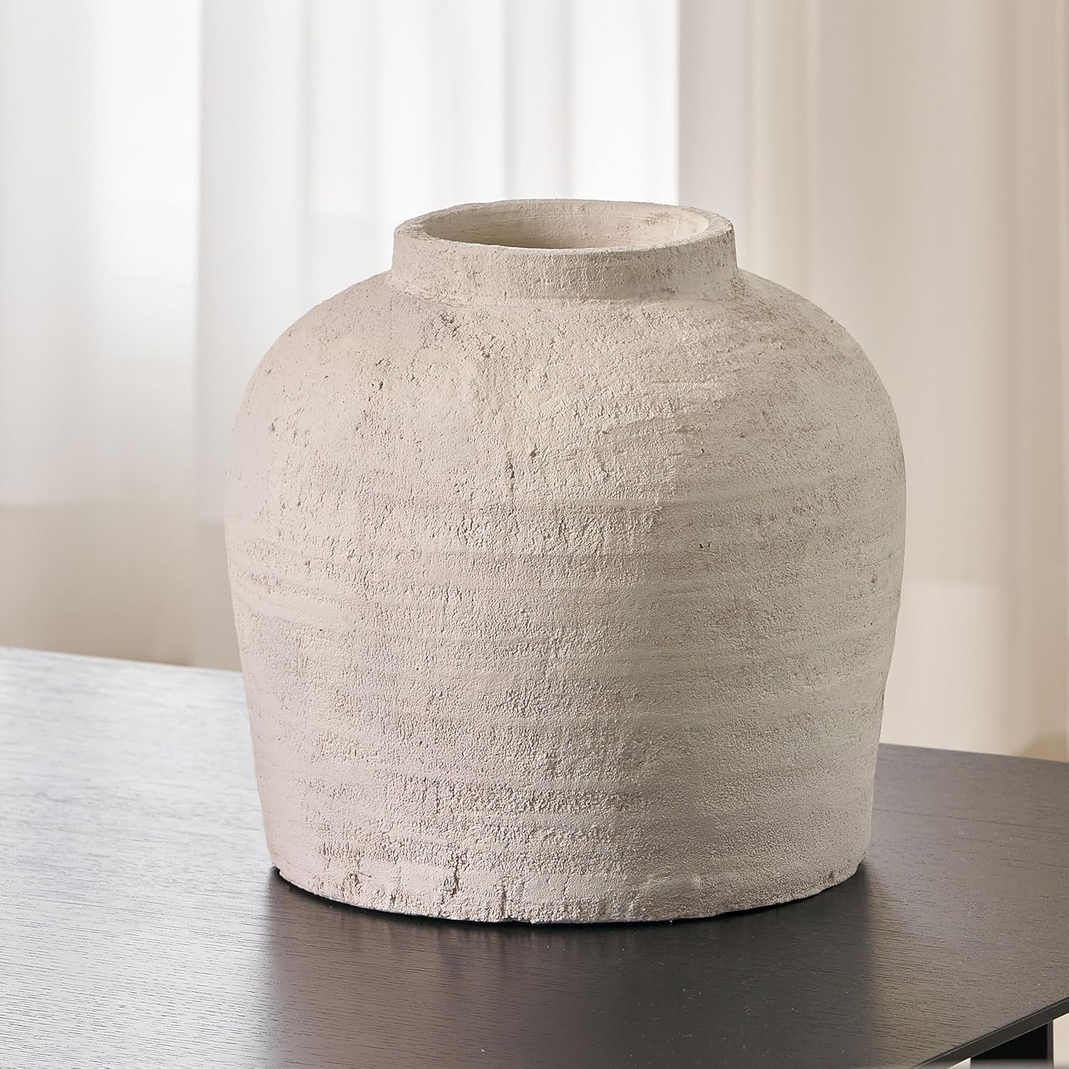 Farmhouse Black Vase — 11.2" — B - White 11"