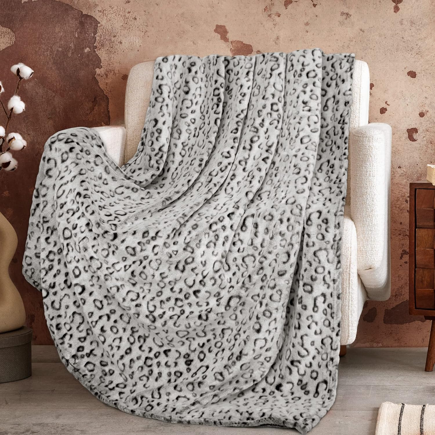 Black Throw Pillow — 50" — Grey Leopard
