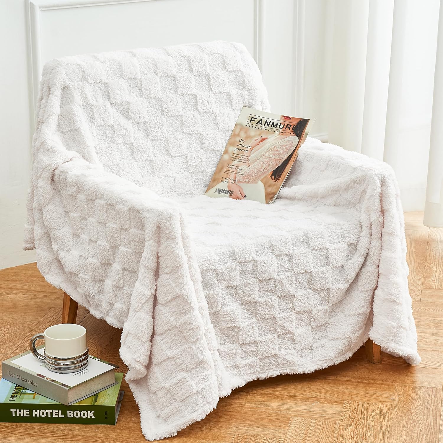 Beige Throw Pillow — 50" — Cream White Checkered