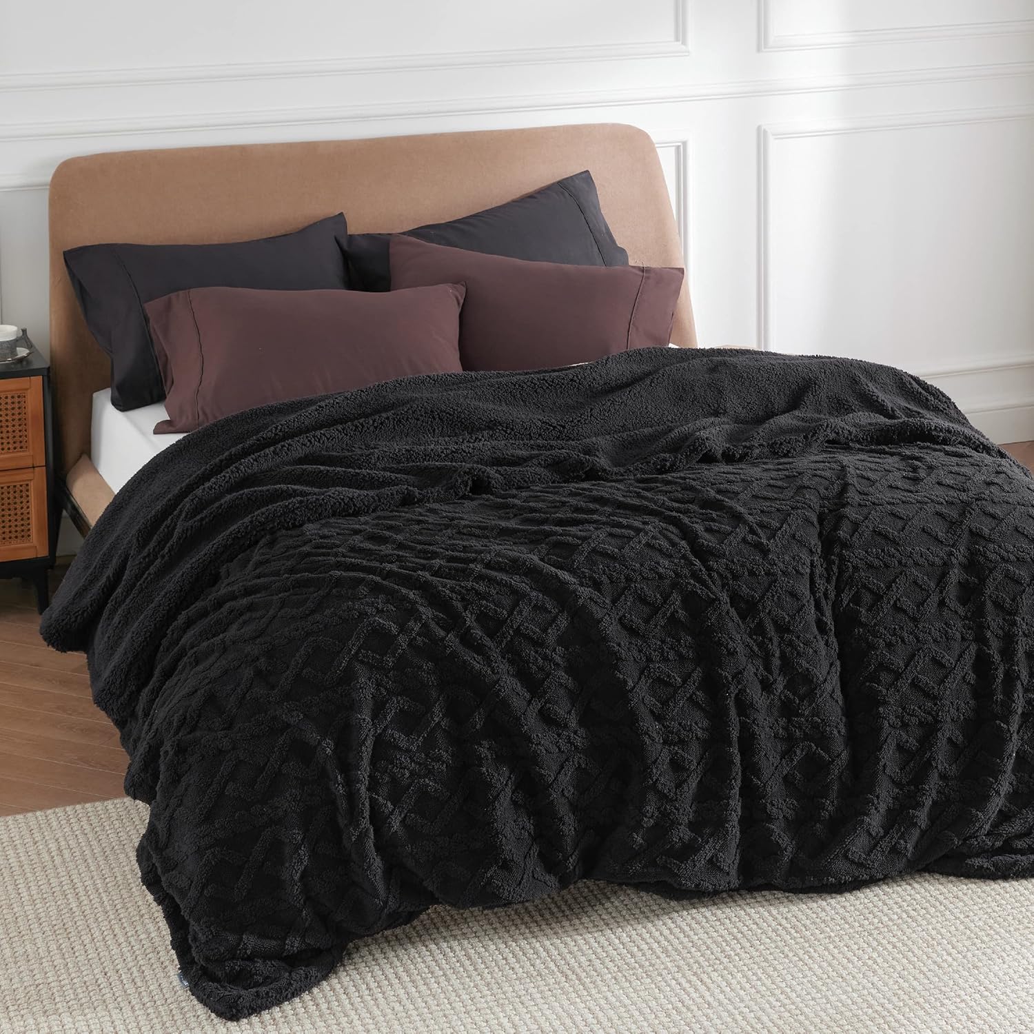 Tufted Beige Throw Pillow — 50" — 02 - Black